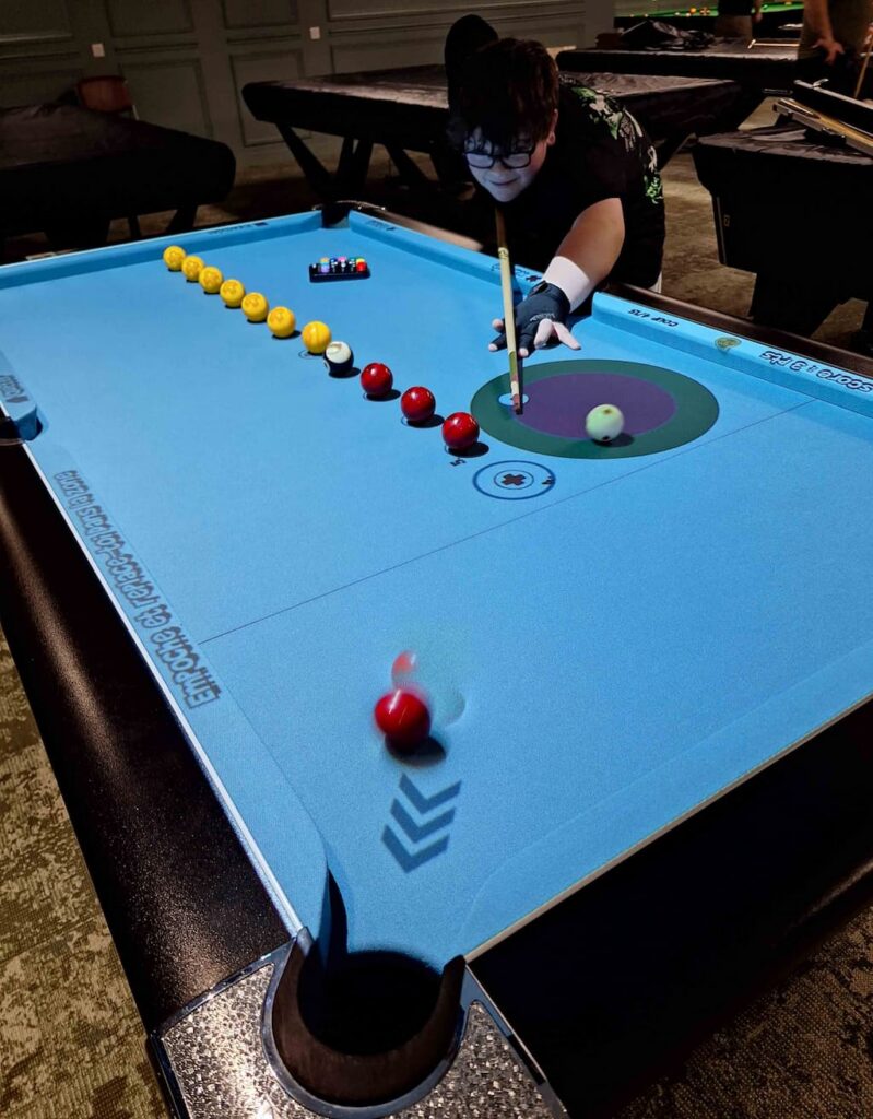 Gianni utilisant le système Bille en Tête